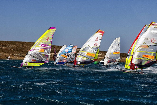 Kurosh nails a start - PWA Pegasus Airlines World Cup 2012 ©  John Carter / PWA http://www.pwaworldtour.com